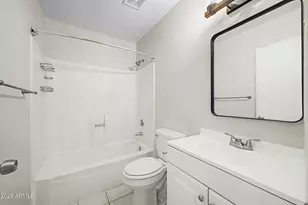 952 E Diamond Dr, Tempe, AZ 85283 - Photo 19