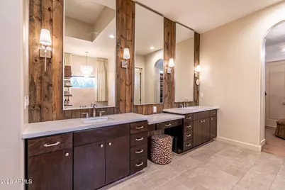 315 E Sabrosa Drive, New River, AZ 85087 - Photo 19