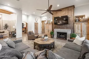 315 E Sabrosa Dr, New River, AZ 85087 - Photo 13