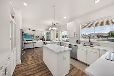 15856 S 38th Street, Phoenix, AZ 85048 - Photo 3