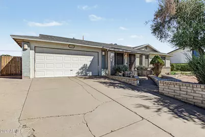 11423 N 51st Drive, Glendale, AZ 85304 - Photo 1