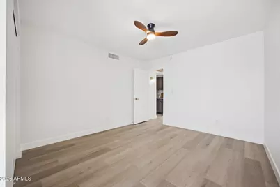 920 E Michigan Avenue, Phoenix, AZ 85022 - Photo 19