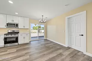 6601 S 21st St, Phoenix, AZ 85042 - Photo 11