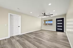 6601 S 21st St, Phoenix, AZ 85042 - Photo 9