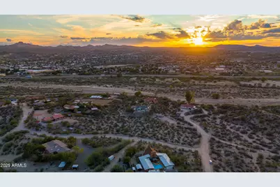295 E Thurber Road #1, Wickenburg, AZ 85390 - Photo 3