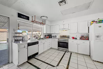 218 N 25th Street, Mesa, AZ 85213 - Photo 13