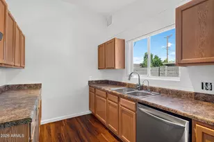 3842 W Butler Dr, Phoenix, AZ 85051 - Photo 3