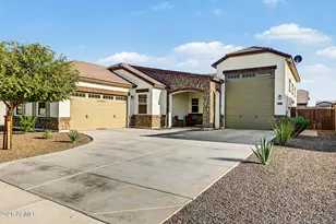 17253 W Echo Ln, Waddell, AZ 85355 - Photo 65