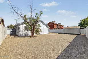4211 E Vineyard Rd, Phoenix, AZ 85042 - Photo 31
