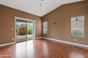 4304 E Abraham Ln, Phoenix, AZ 85050 - Photo 13
