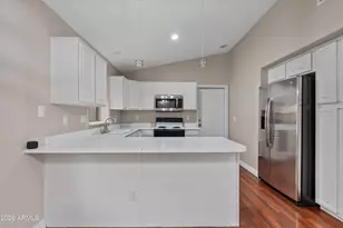 4304 E Abraham Ln, Phoenix, AZ 85050 - Photo 9
