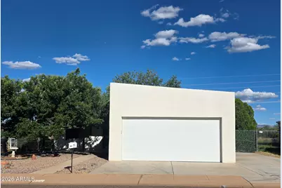 229 N Fermi Avenue, Sierra Vista, AZ 85635 - Photo 1