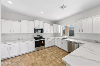 11585 W Pima Street, Avondale, AZ 85323 - Photo 9