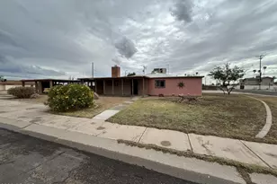 900 E 2nd St, Casa Grande, AZ 85122 - Photo 3