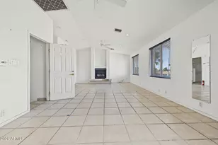 1911 W Taro Ln, Phoenix, AZ 85027 - Photo 17