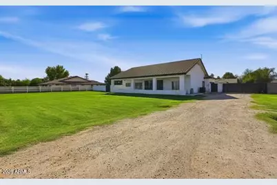 6405 N 171st Lane, Waddell, AZ 85355 - Photo 25