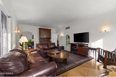 302 W Roma Avenue, Phoenix, AZ 85013 - Photo 9
