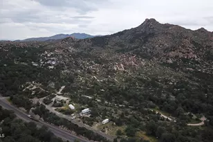 52116 N Hutton Peak Rd, Miami, AZ 85539 - Photo 3