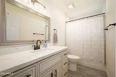11221 N 31st Place, Phoenix, AZ 85028 - Photo 21