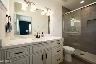 11221 N 31st Pl, Phoenix, AZ 85028 - Photo 17