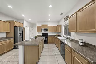 2431 N 83rd Dr, Phoenix, AZ 85037 - Photo 11
