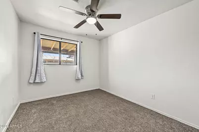 5501 N 62nd Drive, Glendale, AZ 85301 - Photo 21