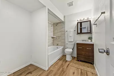 5501 N 62nd Drive, Glendale, AZ 85301 - Photo 17