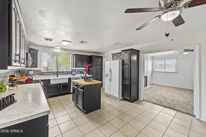 5501 N 62nd Drive, Glendale, AZ 85301 - Photo 7