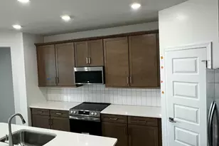 32564 N Smokeview Trl, Peoria, AZ 85383 - Photo 7