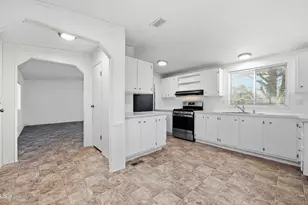 9411 E Joy Ave, Hereford, AZ 85615 - Photo 5