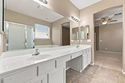 9434 W Ross Avenue, Peoria, AZ 85382 - Photo 15