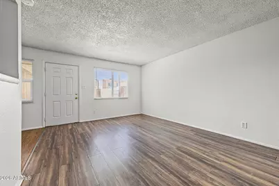 4701 E Pueblo Avenue, Phoenix, AZ 85040 - Photo 9