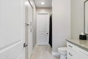 5250 E Deer Valley Dr, Phoenix, AZ 85054 - Photo 25