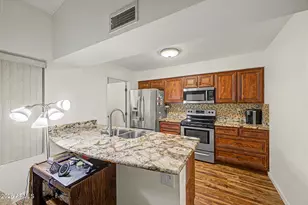 18427 N 136th Ave, Sun City West, AZ 85375 - Photo 13