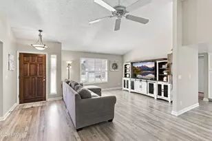 19016 N 96th Ave, Peoria, AZ 85382 - Photo 7