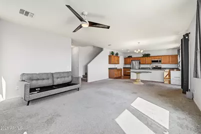 18587 W Williams Road, Surprise, AZ 85387 - Photo 7