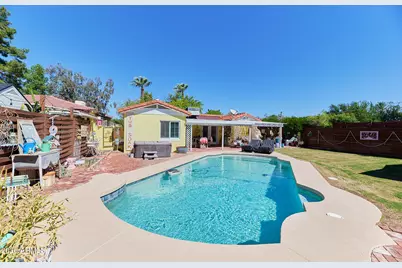 527 W Georgia Avenue, Phoenix, AZ 85013 - Photo 11