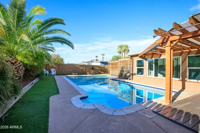 9826 N 37th Avenue, Phoenix, AZ 85051 - Photo 15