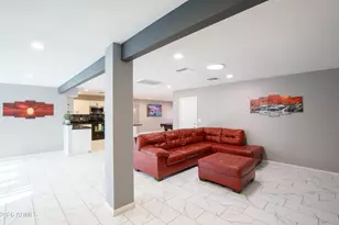 9826 N 37th Ave, Phoenix, AZ 85051 - Photo 27