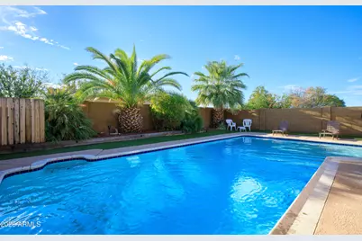 9826 N 37th Avenue, Phoenix, AZ 85051 - Photo 7