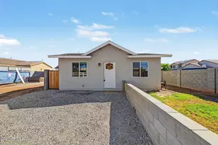 128 W Brooks St, Gilbert, AZ 85233 - Photo 1