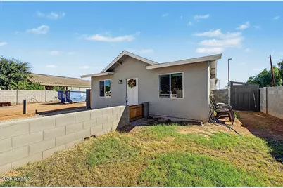 128 W Brooks Street #B, Gilbert, AZ 85233 - Photo 17