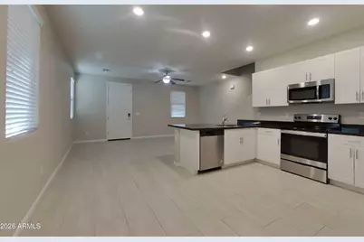 12575 W Hummingbird Terrace, Peoria, AZ 85383 - Photo 3