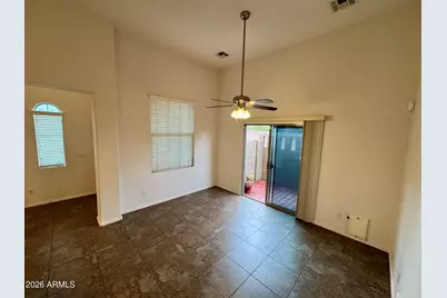 3921 E Sophie Lane, Phoenix, AZ 85042 - Photo 19