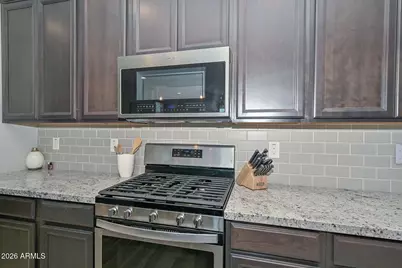 19913 W Devonshire Avenue, Litchfield Park, AZ 85340 - Photo 7