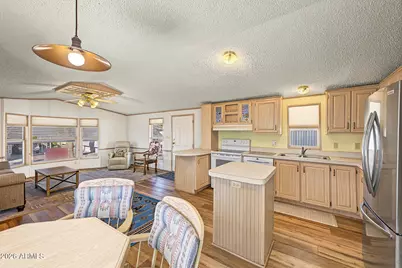 10220 E Apache Trail #37, Apache Junction, AZ 85120 - Photo 17