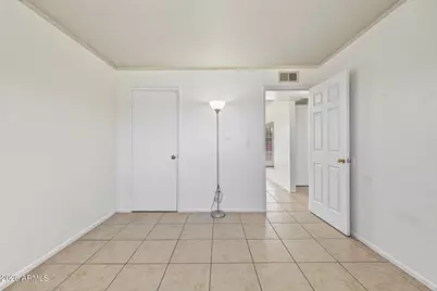 152 W Southern Avenue, Mesa, AZ 85210 - Photo 15