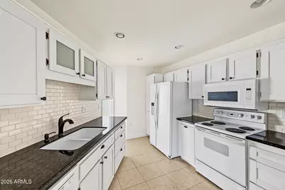 13628 N 109th Avenue, Sun City, AZ 85351 - Photo 11