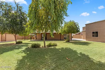 6683 N 84th Drive, Glendale, AZ 85305 - Photo 45