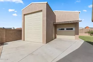 6683 N 84th Dr, Glendale, AZ 85305 - Photo 7